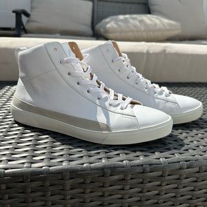 Koio Men’s Sneakers Size 9. White with gray stripe. Like new. Worn once.